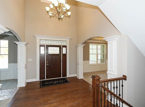 2-Story Foyer