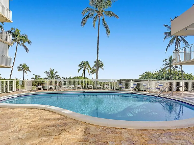 5200 N Ocean Blvd #710B — Photo 48