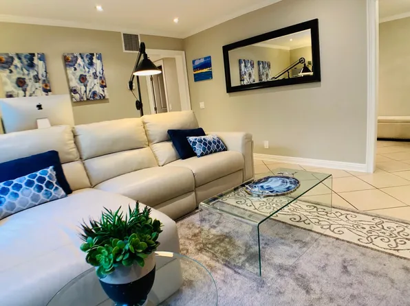 1701 Anacapa St Unit 1, Santa Barbara, CA 93101