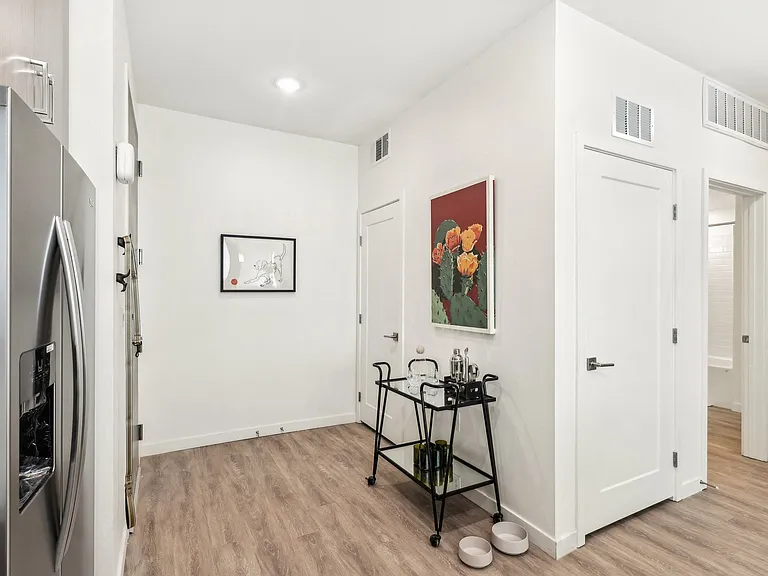 Parq on Boulder — Photo 9