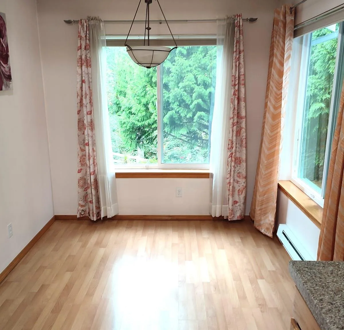 3 bed, 1300 sqft, $2,695 — Photo 4