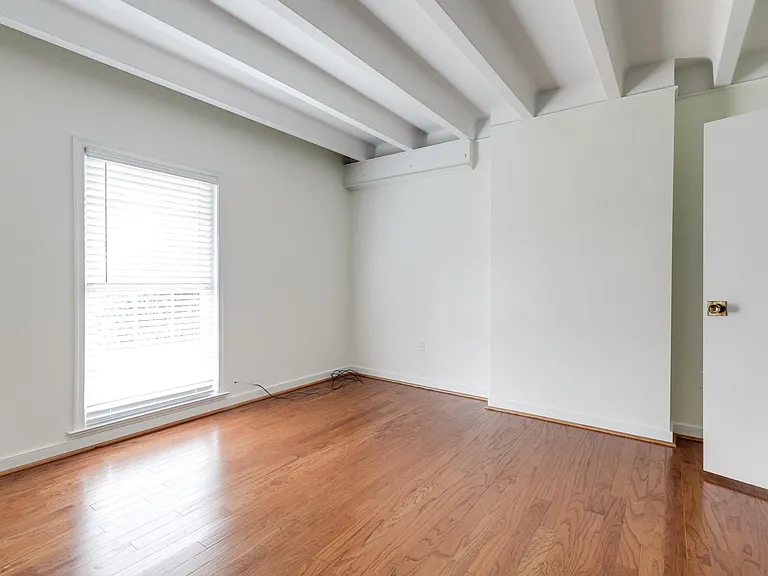 5900 Patterson Ave #1 — Photo 22
