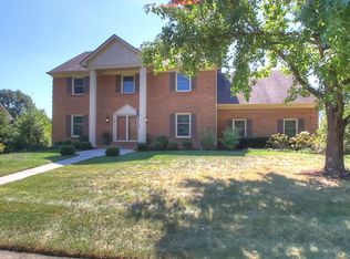 1176 Tanbark Rd, Lexington, KY 40515
