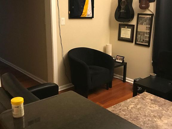 2nd image of 406 N Delaware St APT 211