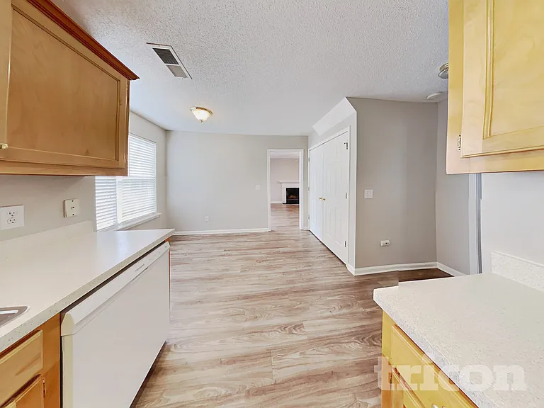 163 Brooksong Dr — Photo 6