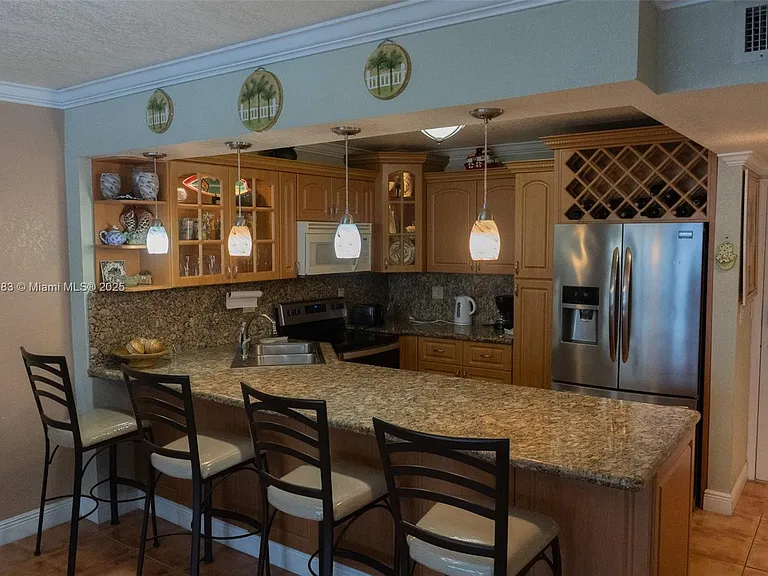 3725 S Ocean Dr #1021 — Photo 5
