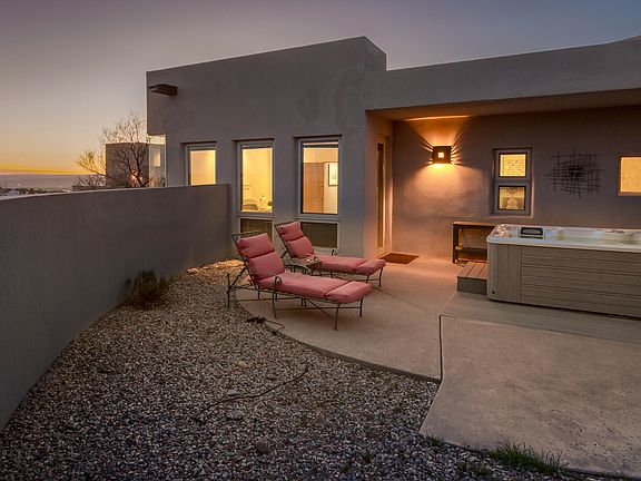 5th image of 37 Second Mesa Dr