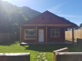 310 3rd St, Klickitat, WA 98628