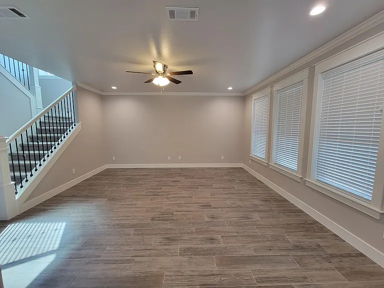1966 Beaty Rd — Photo 10