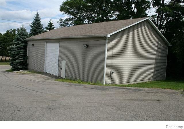 1st image of 9901 E Grand River Ave