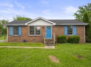2411 17th Ave E, Springfield, TN 37172