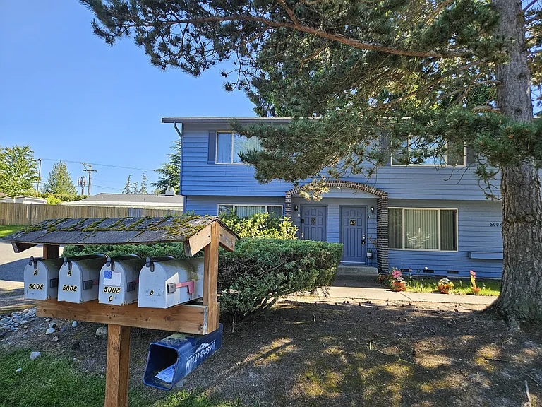 5008 Graham Way #D — Photo 1