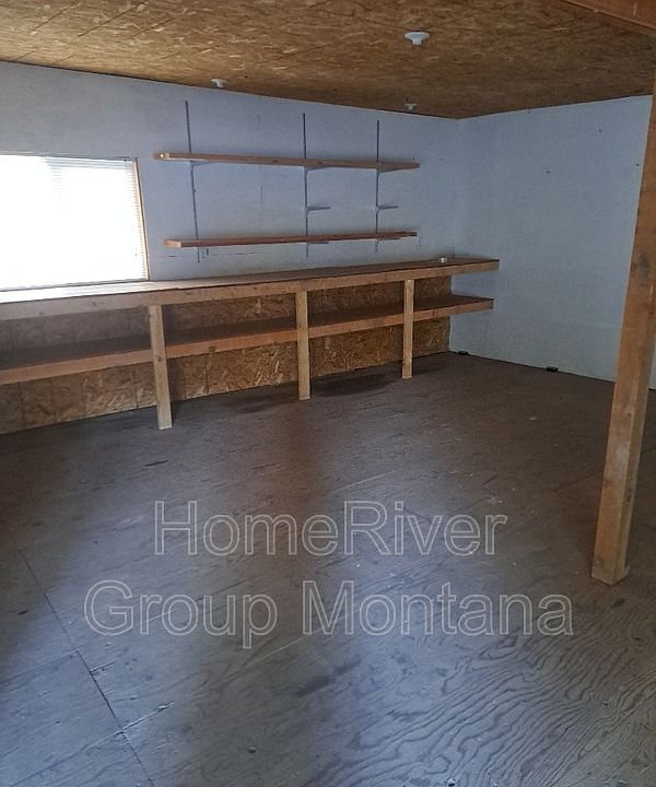 2nd image of 1018 Worden Ave