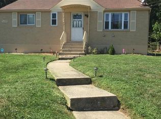 12800 Hathaway Dr, Silver Spring, MD 20906