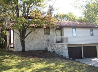 1719 Bunker Hill Rd, Jefferson City, MO 65109