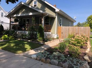 1213 Harvey St, Green Bay, WI 54302