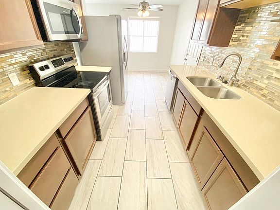3rd image of 5825 Pebble Beach Blvd