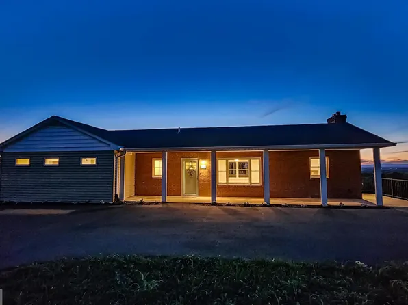 6214 Clevelandtown Rd, Boonsboro, MD 21713