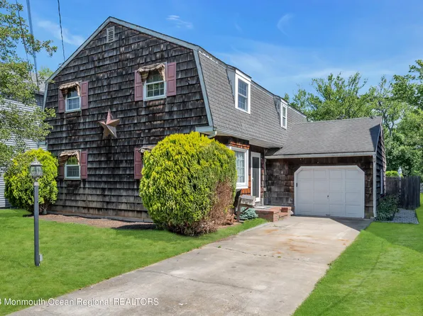 44 Ridge Avenue, Manasquan, NJ 08736