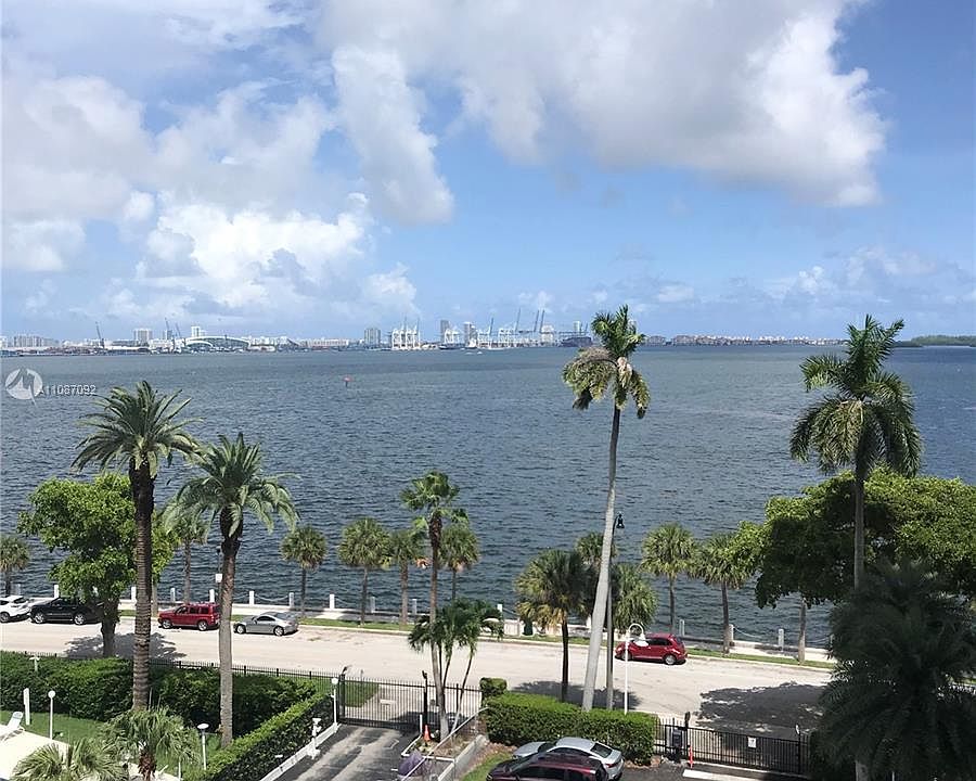 1st image of 1420 Brickell Bay Dr APT 705C