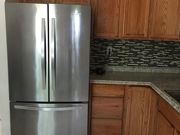 3rd image of 5471 Sherwood Dr