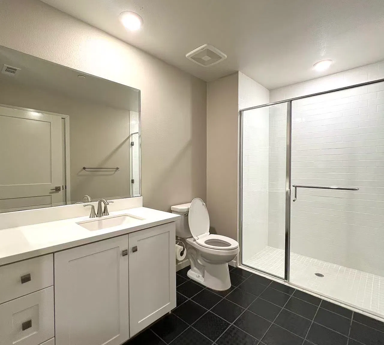 2 bed, 1529 sqft, $3,800 — Photo 4
