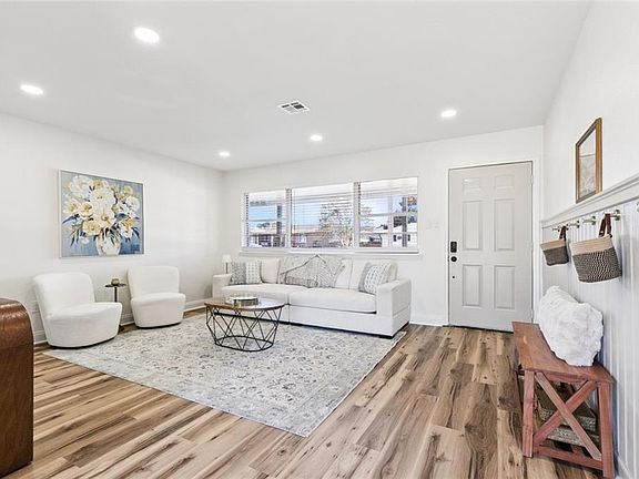 4th image of 4200 Academy Dr