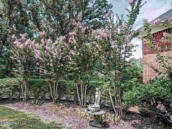 3rd image of 307 Warwick Rd