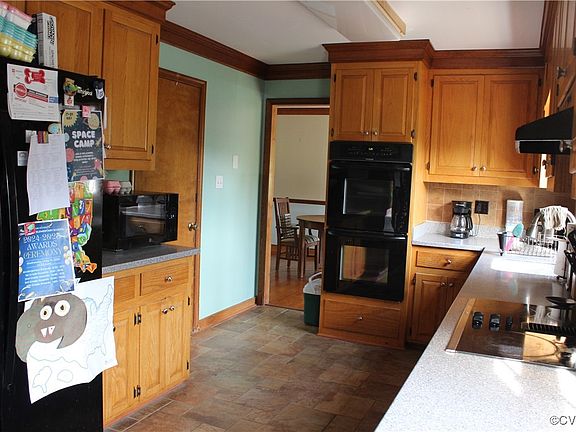 4th image of 87 Northwood Ln