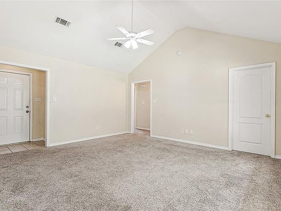 4th image of 14394 Lake Catherine Dr