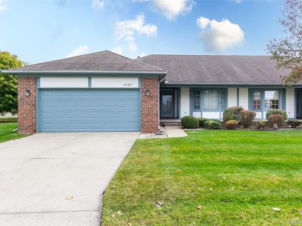45480 Inverness Cir, Macomb, MI 48044