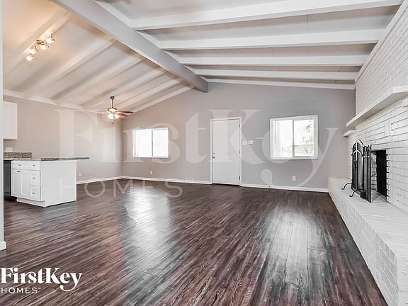 3rd image of 1801 Canosa Ave