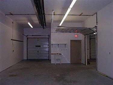 3rd image of 8456 Lincoln Way E