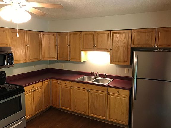 5th image of 2570 Dixon Ct #A