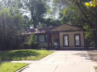 3711 E Countryside Plz, Wichita, KS 67218