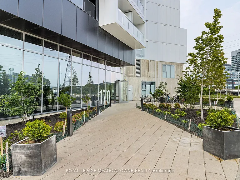 170 Bayview Ave #1902 — Photo 37