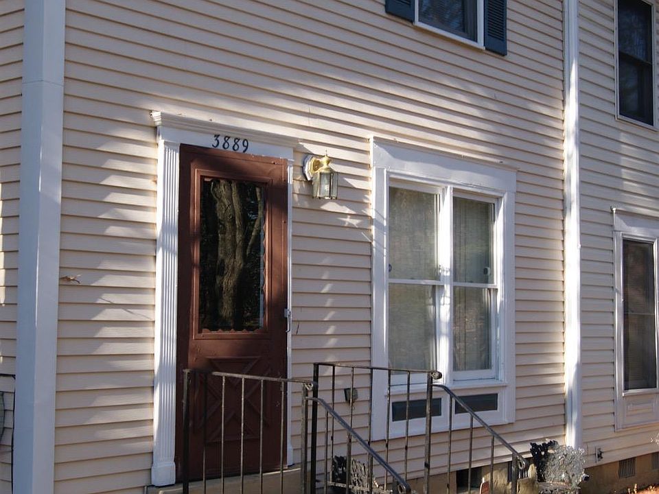 2nd image of 3889 Pine Cone Cir