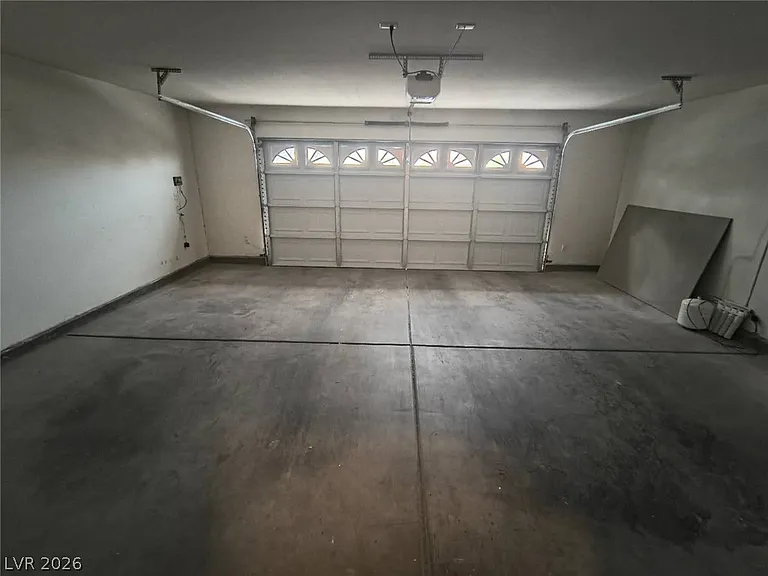 9725 Pima Point Ave — Photo 35