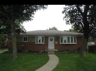 8553 Linda St, Warren, MI 48093