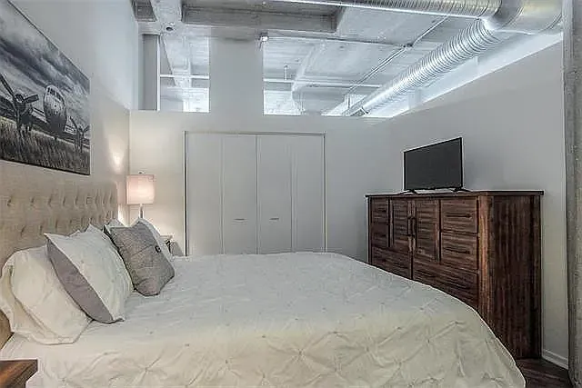 2107 Grand Blvd #903 — Photo 4