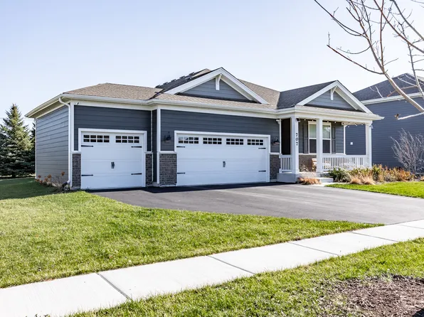 707 Kentshire Cir, Elgin, IL 60124