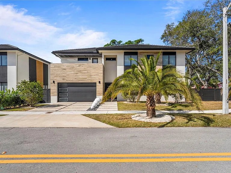 17902 SW 149th Ct — Photo 7