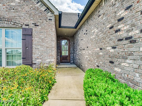 5th image of 1400 Leconte Vista Way