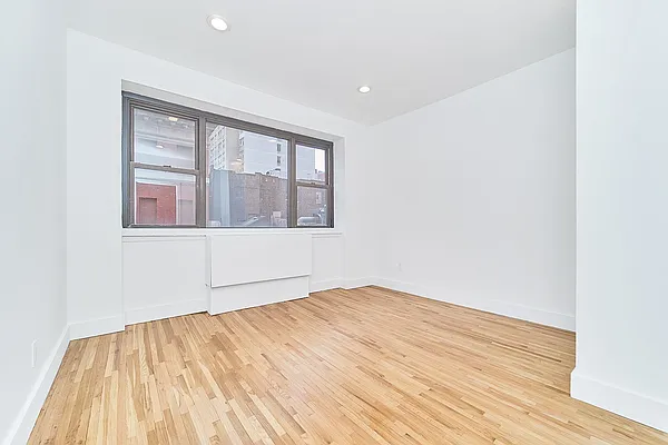 Rented by Living New York | media 53