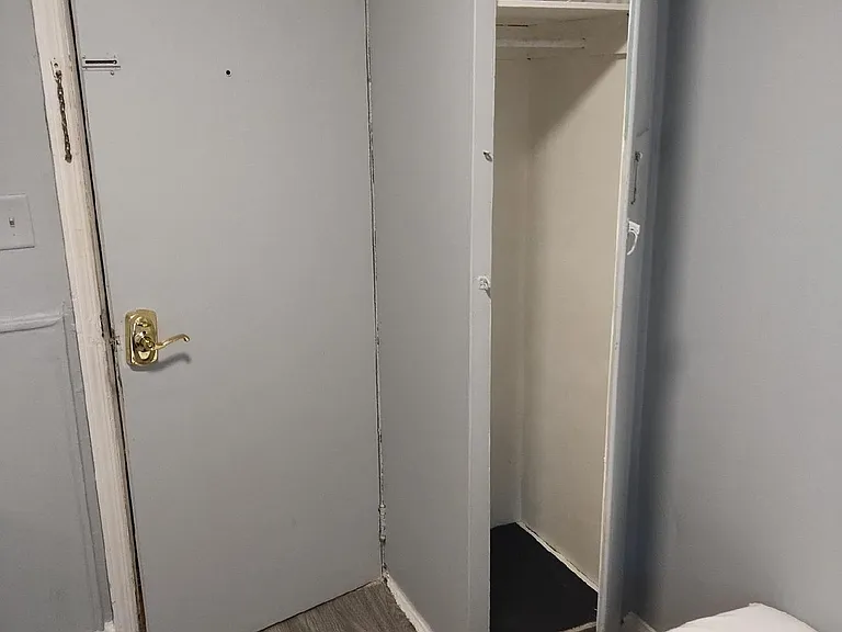 87 Glen Cove Ave #1 — Photo 17