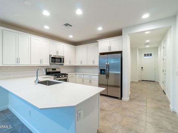 4th image of 4440 N 199th Ave
