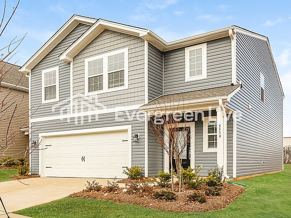 3rd image of 5519 Hydrangea St
