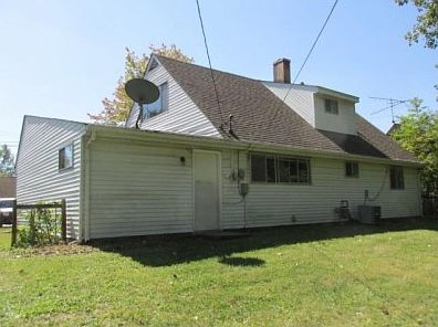 2nd image of 6118 E 42nd St