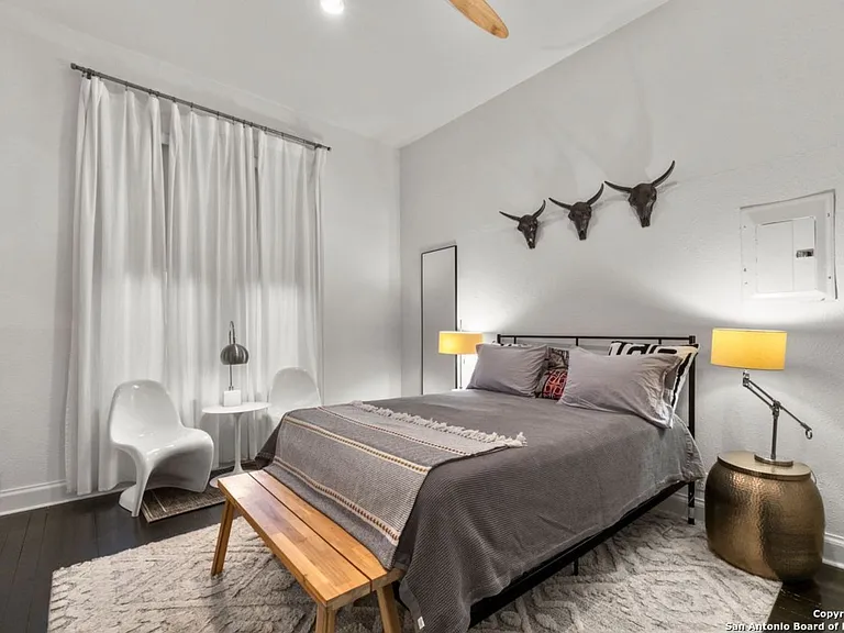 227 Claudia St #2 — Photo 9