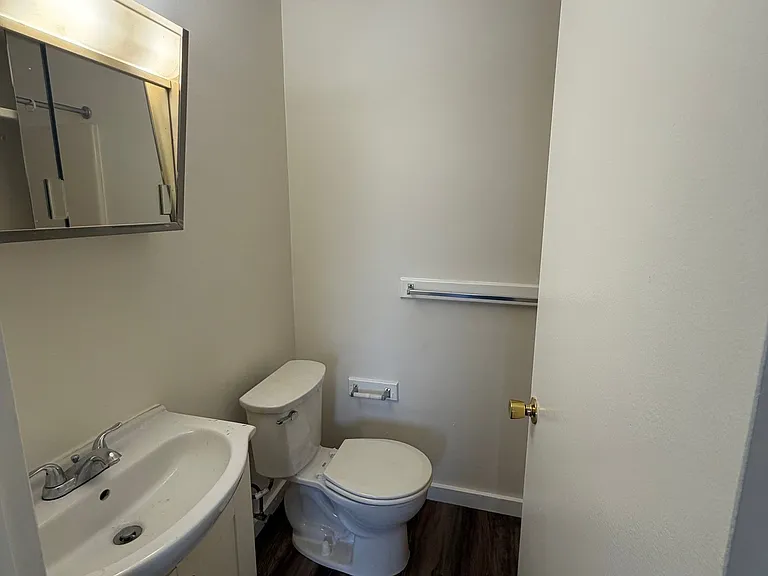 261 Pine St #41 — Photo 7